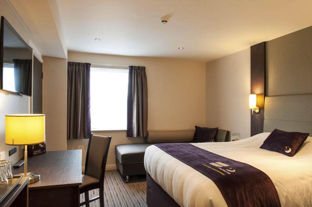 Premier Inn London Greenford Rom bilde