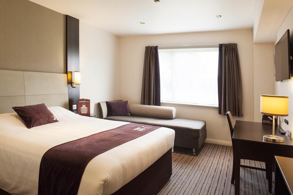 Premier Inn London Greenford Rom bilde